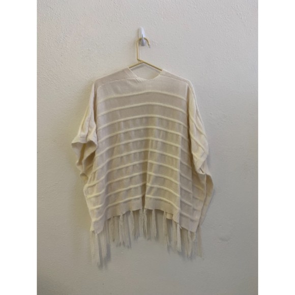 Akemi and kin Anthropologie cream miette kimono boho fringe shrug size O… - Picture 5 of 8